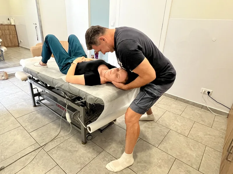 Terapia manualna przed manipulacją